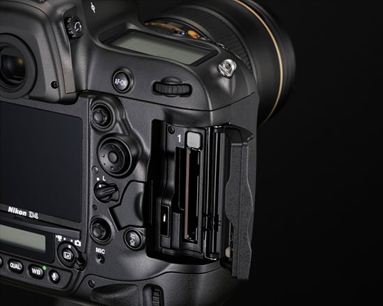 Nikon D4 - CompactFlash & XQD